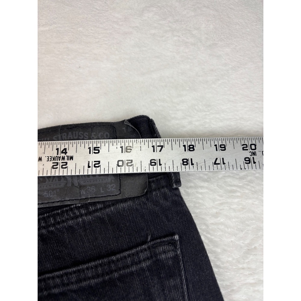Levis 501 Mens 36x32 Jeans Fuzzy Black Faded Straight Denim Jeans Grungy Wash - Picture 8 of 9